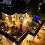 Vacation Marbella I Ava, Private Heated Pool, Rooftop Hot Tub, Sauna, Luxury Interior, Close To Golfs, Beaches And Puerto Banus * Estepona
