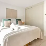 Villa Vacation Marbella I Ava, Private Heated Pool, Rooftop Hot Tub, Sauna, Luxury Interior, Close To Golfs, Beaches And Puerto Banus Estepona