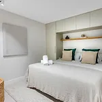 Vacation Marbella I Ava, Private Heated Pool, Rooftop Hot Tub, Sauna, Luxury Interior, Close To Golfs, Beaches And Puerto Banus Villa Estepona