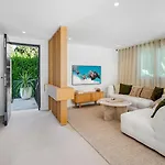 Villa Vacation Marbella I Ava, Private Heated Pool, Rooftop Hot Tub, Sauna, Luxury Interior, Close To Golfs, Beaches And Puerto Banus