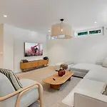 Vacation Marbella I Ava, Private Heated Pool, Rooftop Hot Tub, Sauna, Luxury Interior, Close To Golfs, Beaches And Puerto Banus Villa