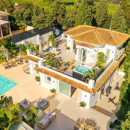 Vacation Marbella I Ava, Private Heated Pool, Rooftop Hot Tub, Sauna, Luxury Interior, Close To Golfs, Beaches And Puerto Banus * Estepona